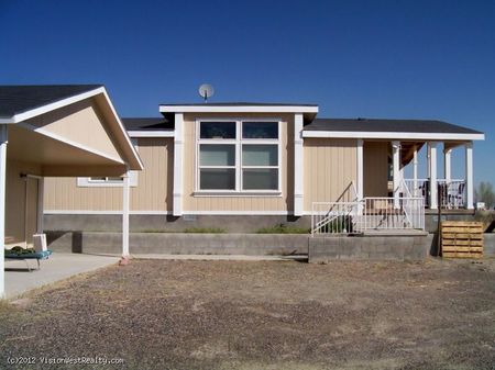 Real Country Living! - 9460 Heather Way