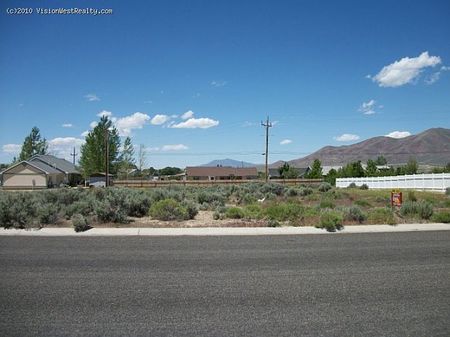 Lot - - 3224 Paiute St.