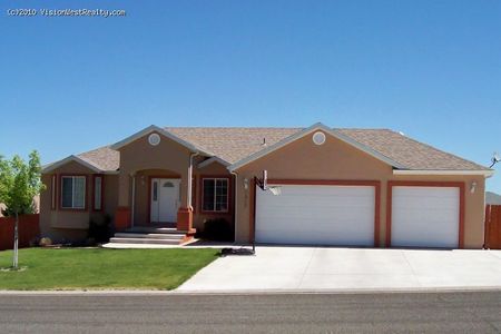 Cross Creek Estates - 5865 Brooke Dr.