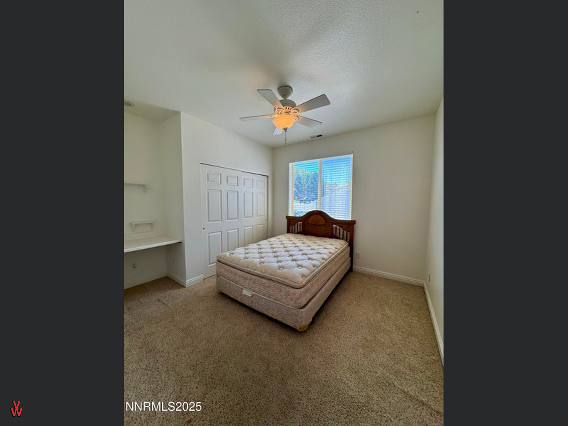 5188SnowyMountainDr-Bedroom2
