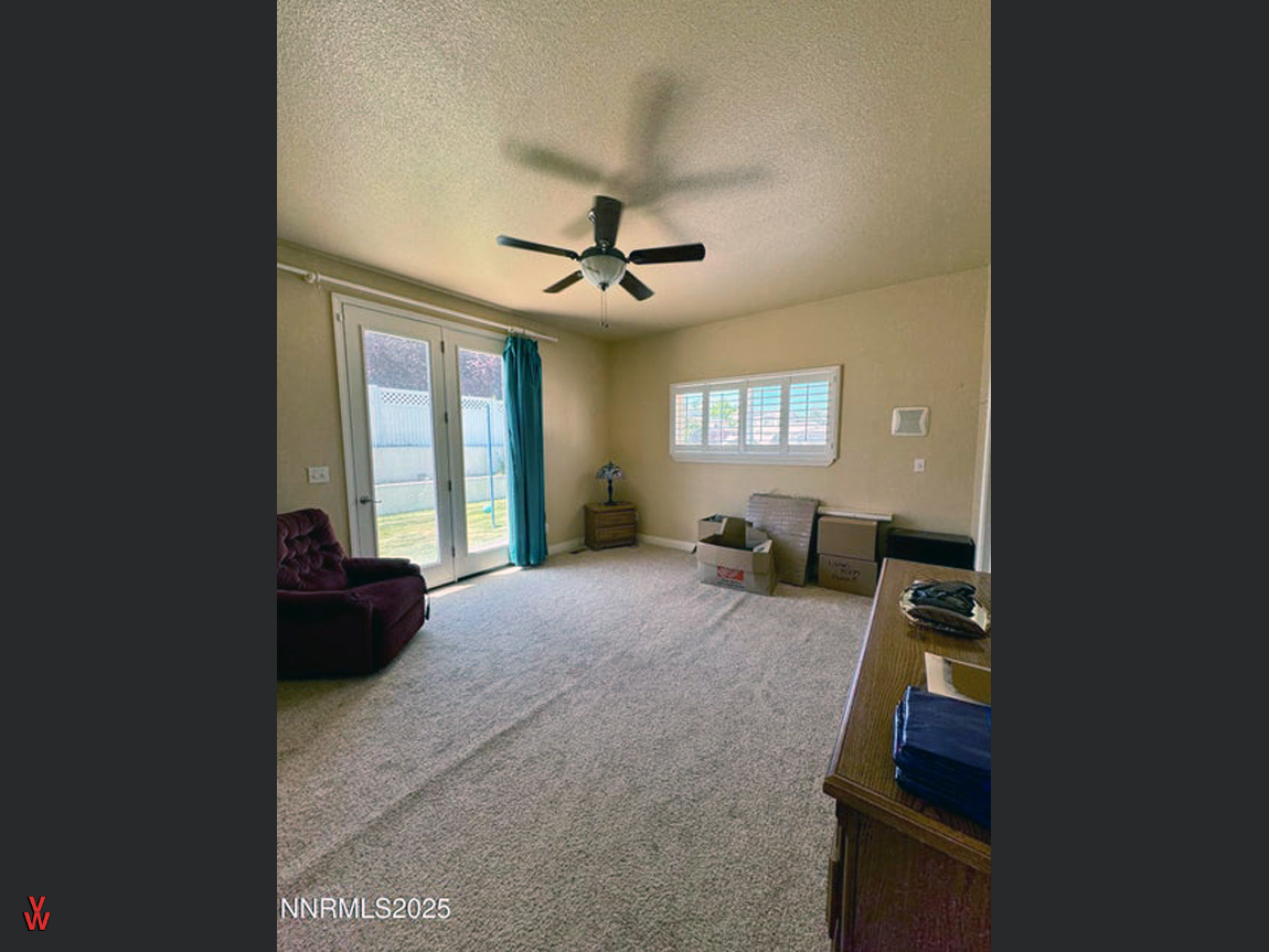 5188SnowyMountainDr-FamilyRoom