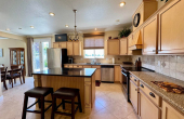 5188SnowyMountainDr-Kitchen3