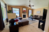 5188SnowyMountainDr-LivingRoom2
