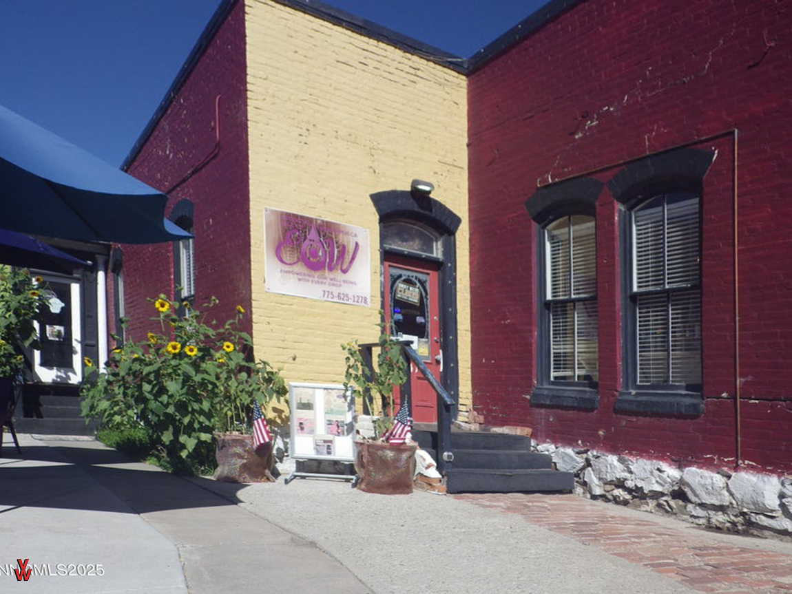 345SBridgeSt-exterior5