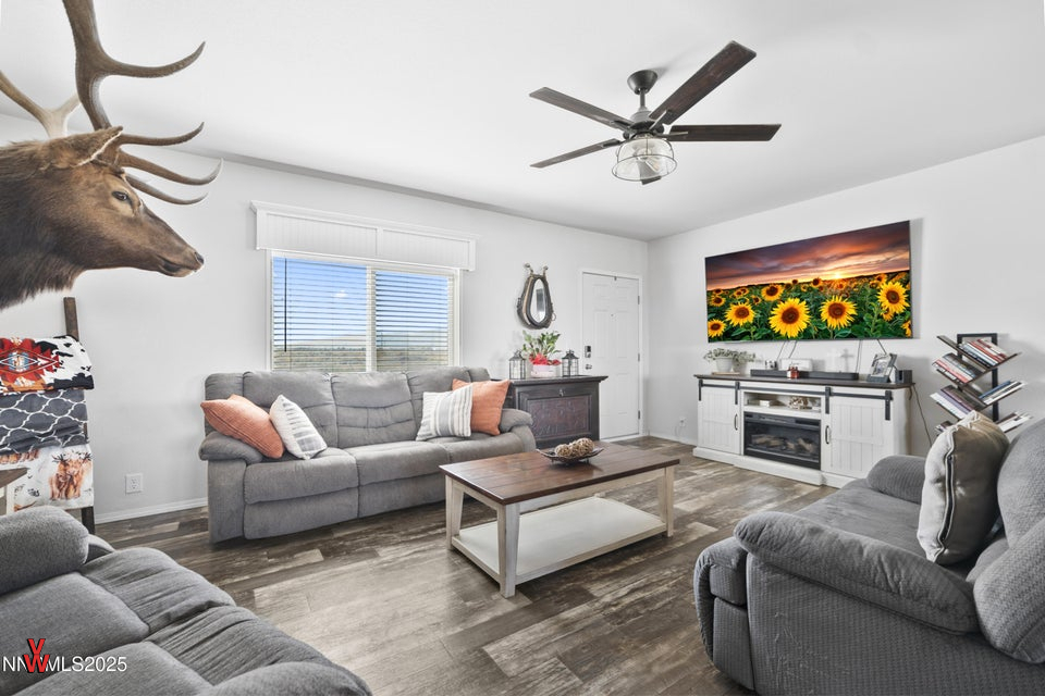 20250908211203815511000000-o