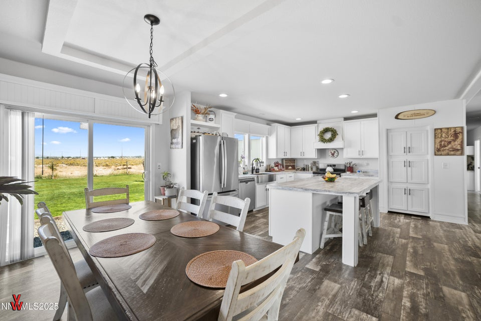 20250908211452296312000000-o