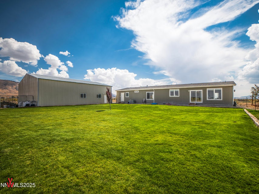 20250908212318392811000000-o