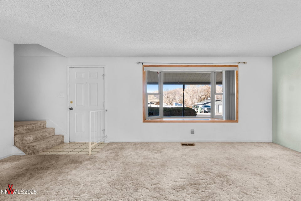 20251217225909126307000000-o