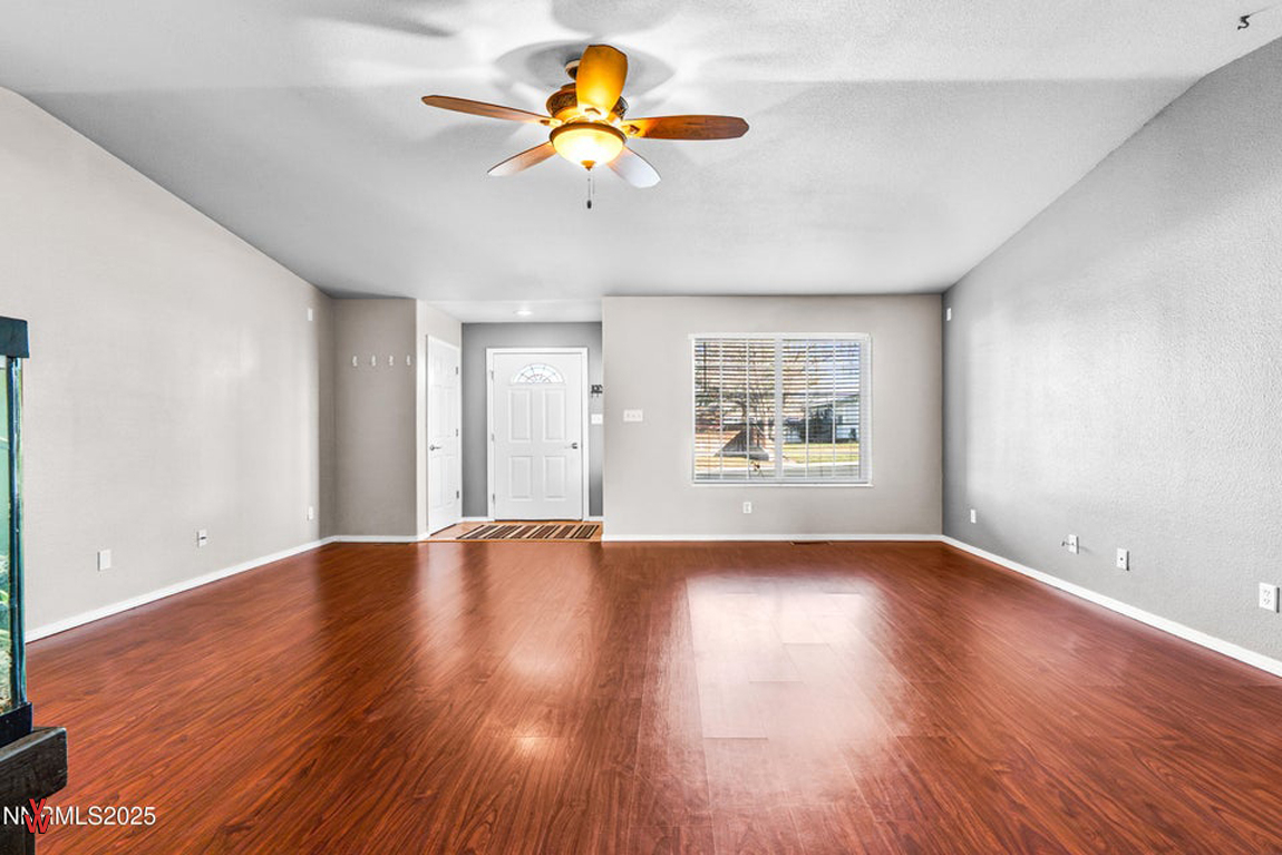 1834ScottSt-LivingRoom