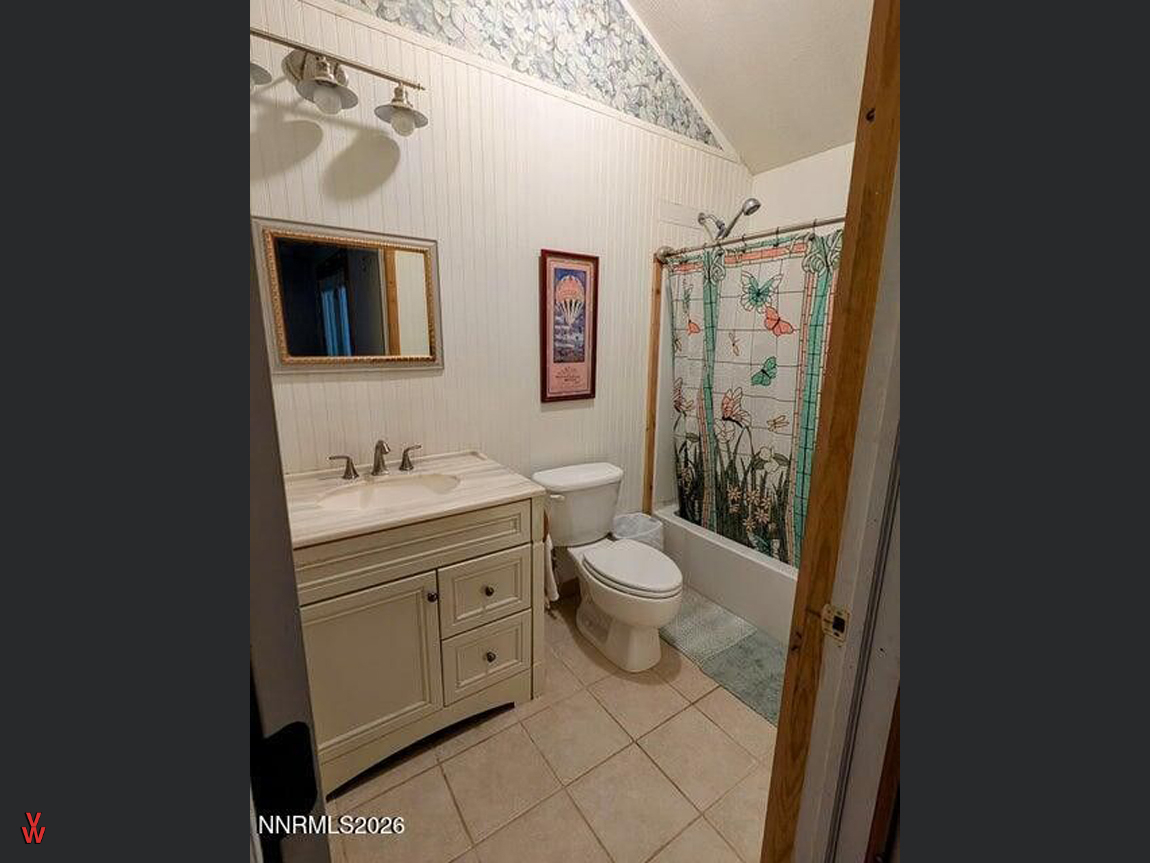 30700HorseCreekRd-Bathroom