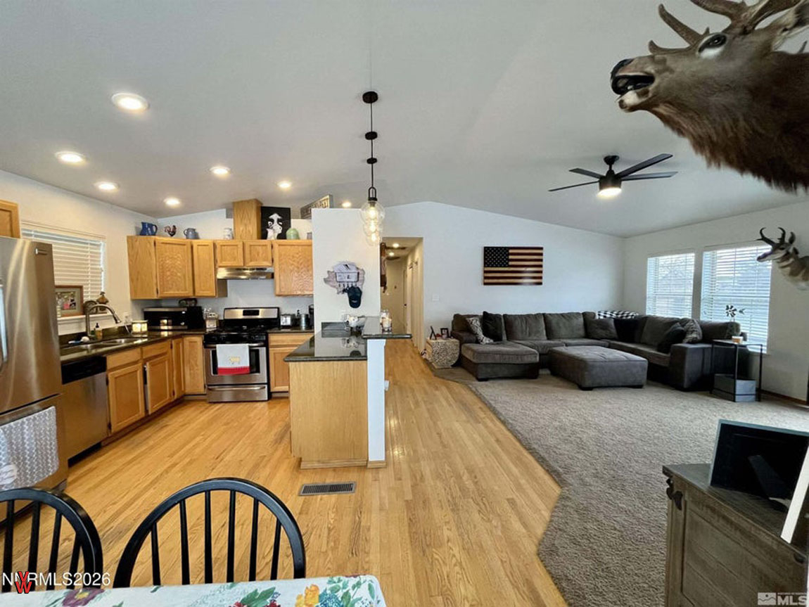 3205NSherwoodDr-Kitchen_LivingRoom