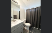 4070TurnerLn-Bathroom