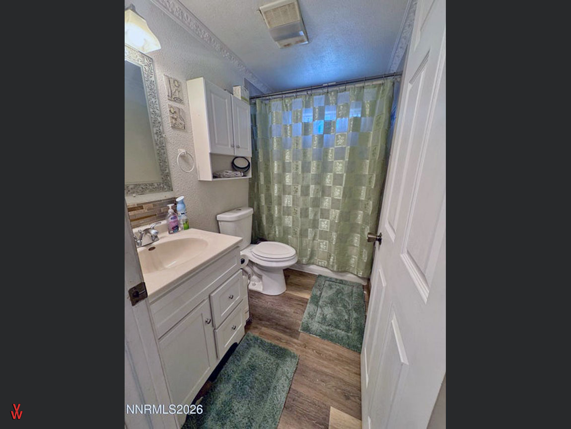 1352ProntoAve-Bathroom