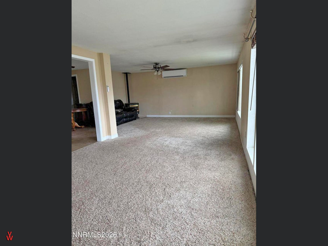 1204OcalaAve-LivingRoom3