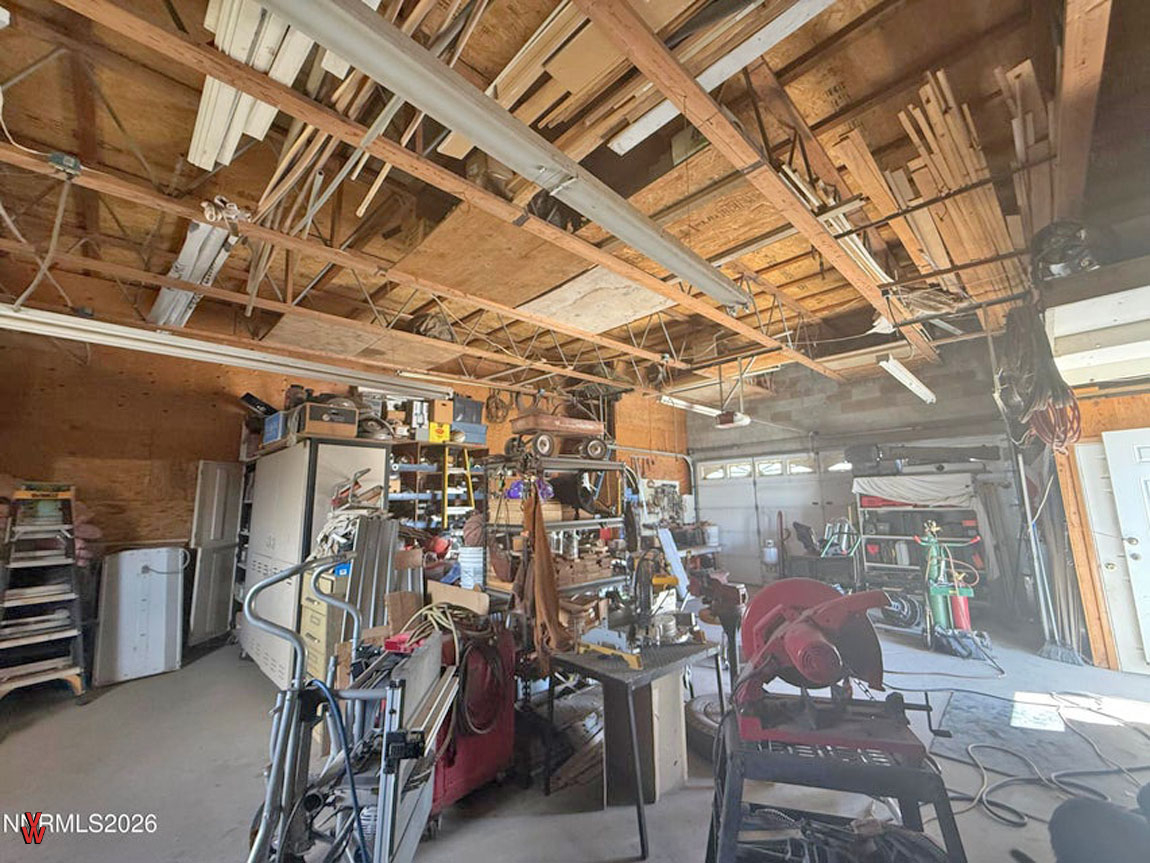 8175StinsonBlvd-ShopInterior2
