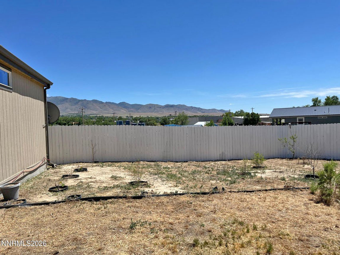 615ENationalAve-Back