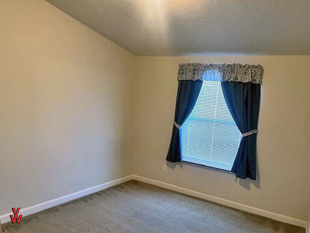 1700MuddyRd-Bedroom