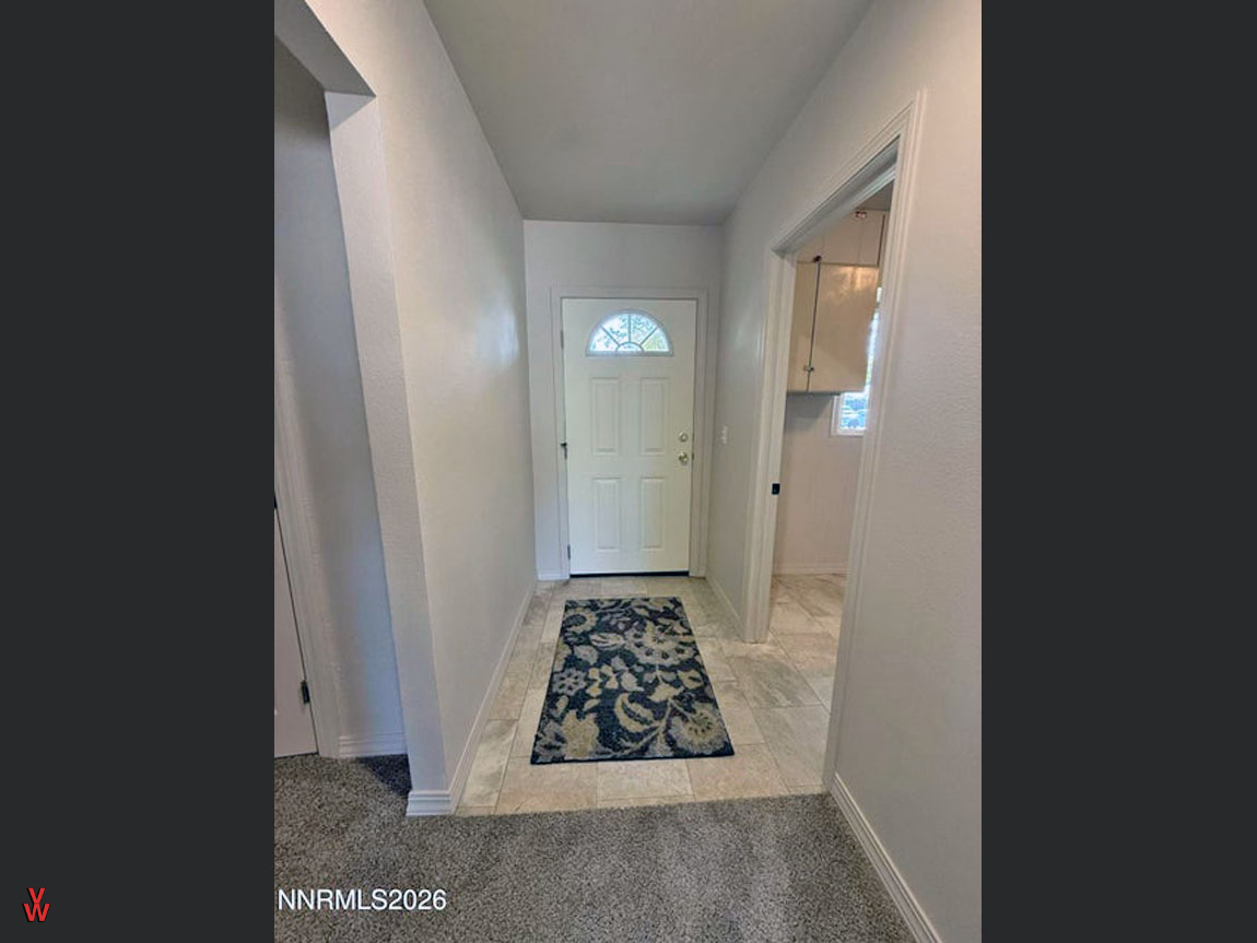 1185SBridgeSt-Entryway2