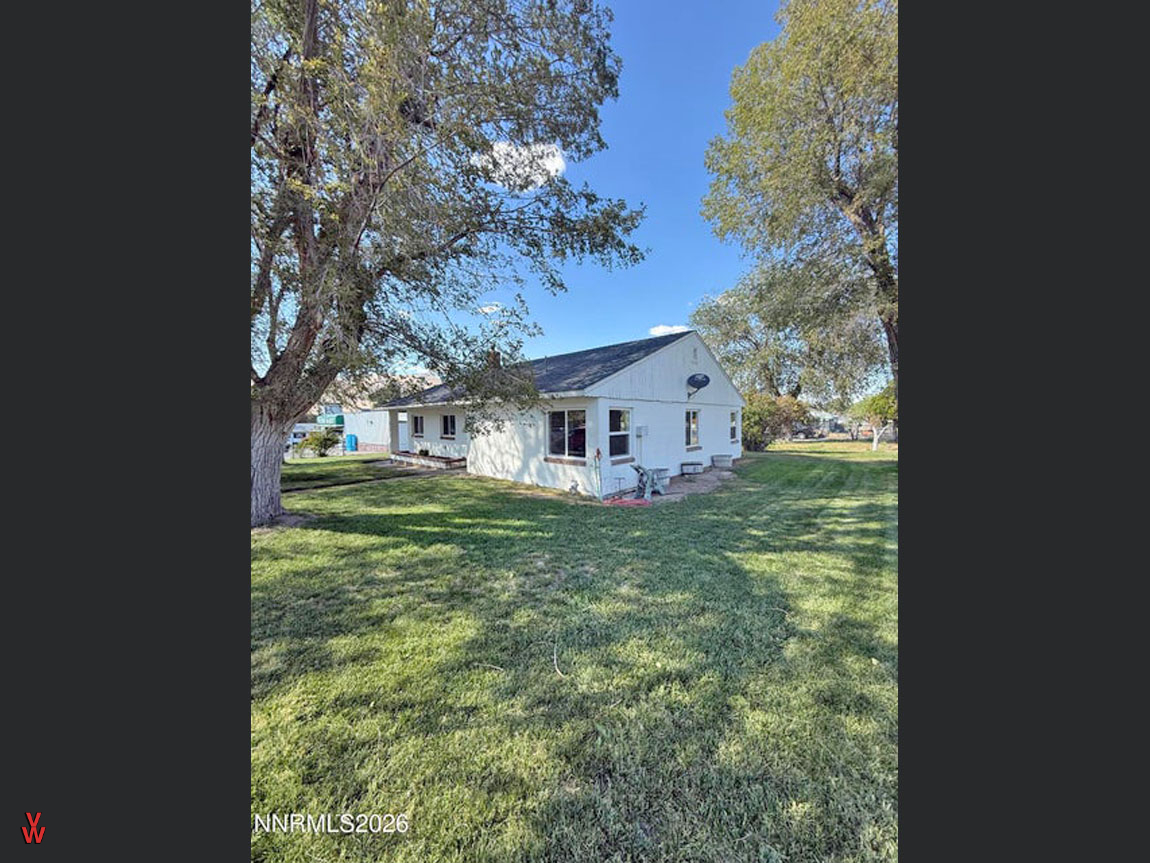 1185SBridgeSt-Exterior3
