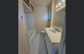 1185SBridgeSt-Bathroom