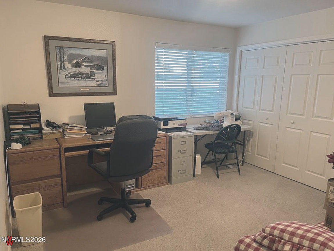 4158BrokenHillDr. - Office