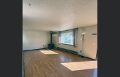 640PrebbleSt-LivingRoom